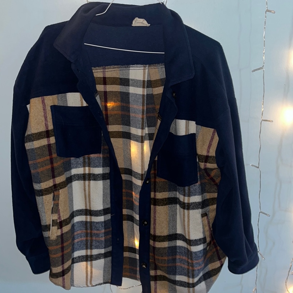 Bibi Size Medium Like New Shacket - image 1